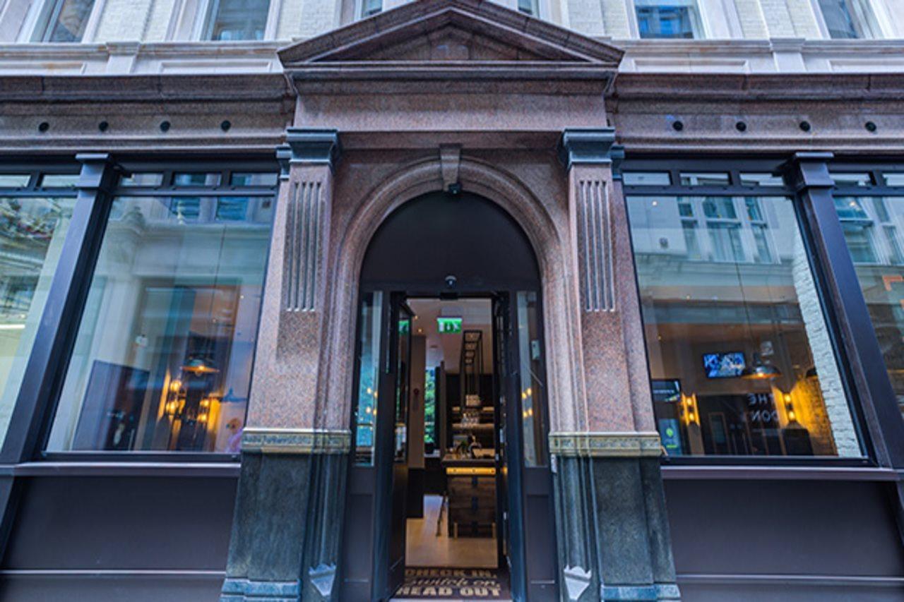 Hub Hub By Premier Inn London City Bank Exterior photo
